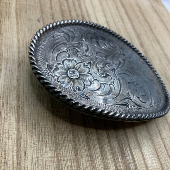 Vintage Distressed Silver Tone Floral Belt Buckle - Picture 4 of 6